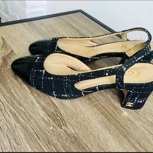 CHANEL Navy Tweed Slingback Heels Size 38